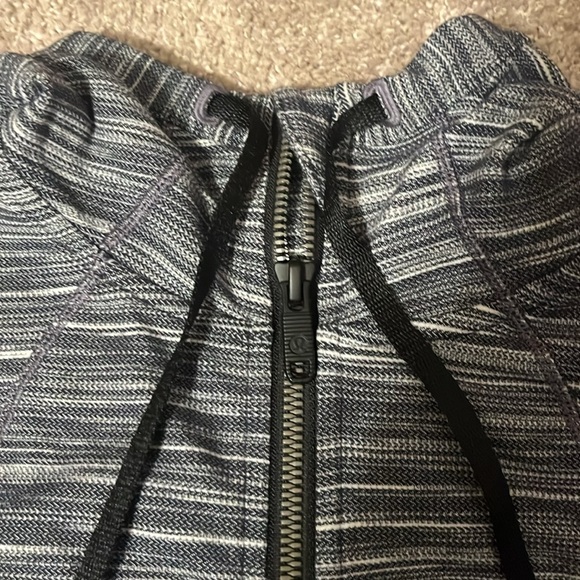 Lululemon Hooded Define Jacket Nulu Fabric - Picture 2 of 10